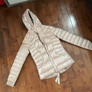 Lululemon puffer jacket